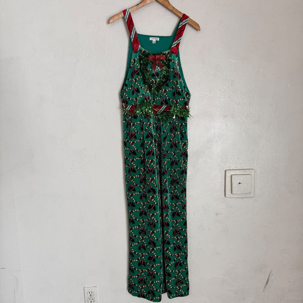 Eyeshadow Christmas‎ womens Jumpsuit size medium Green color  straight leg nwot